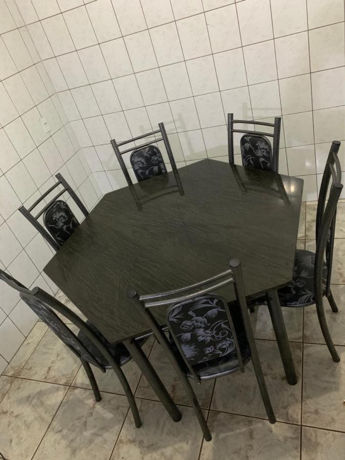 Casa Quintal Bueno! 5 Quartos Com Ar Split E Internet Ultra! Perto Do Melhor De Goiania! Marista Parques Areiao E Vaca Brava Hospital Premium Mater Dei Blue Fit Perdomo Goiania Shopping! エクステリア 写真